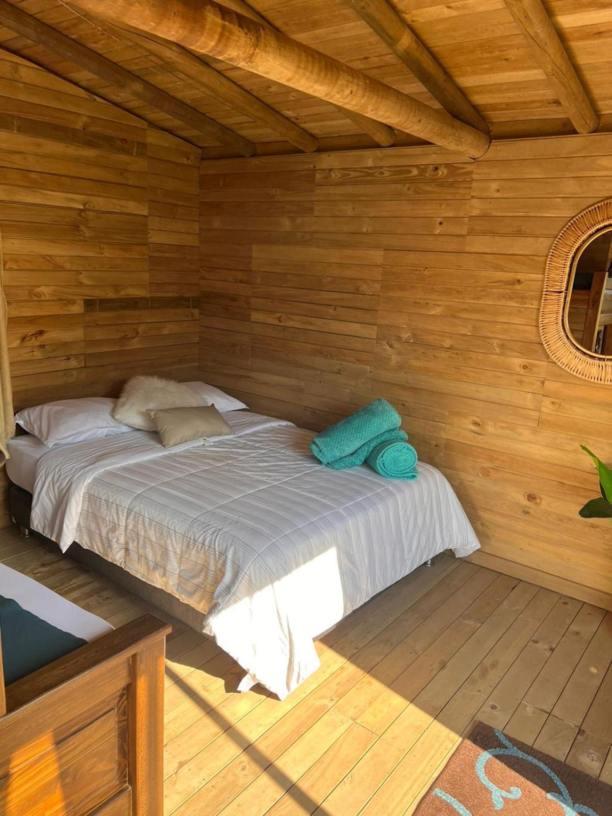 Cardinal Glamping Hotell Guatapé Eksteriør bilde
